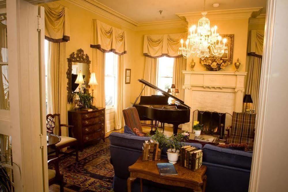 1842 Inn メイコン エクステリア 写真